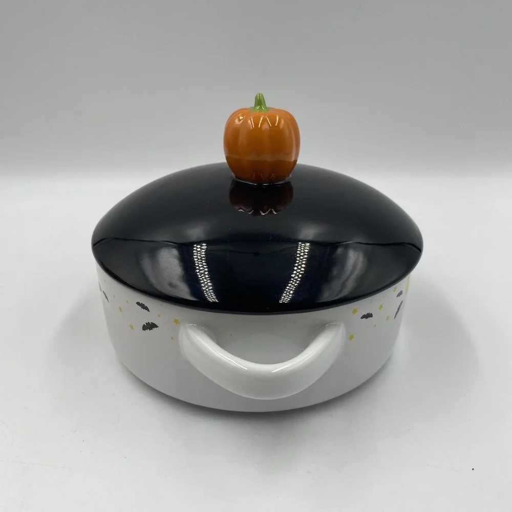 Hello Kitty Sanrio‎ Ceramic Casserole Dish With Lid Halloween Pumpkin Black Cat